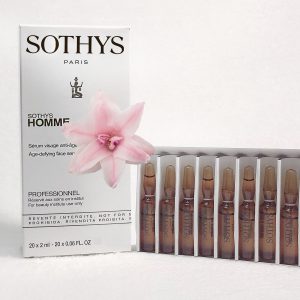 SOTHYS Homme Serum Visage Anti-Age – Anti-Aging Serum. Kabinengröße 20 Ampullen x 2 ml.