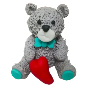 Knuddelbär mit Herz modelliert